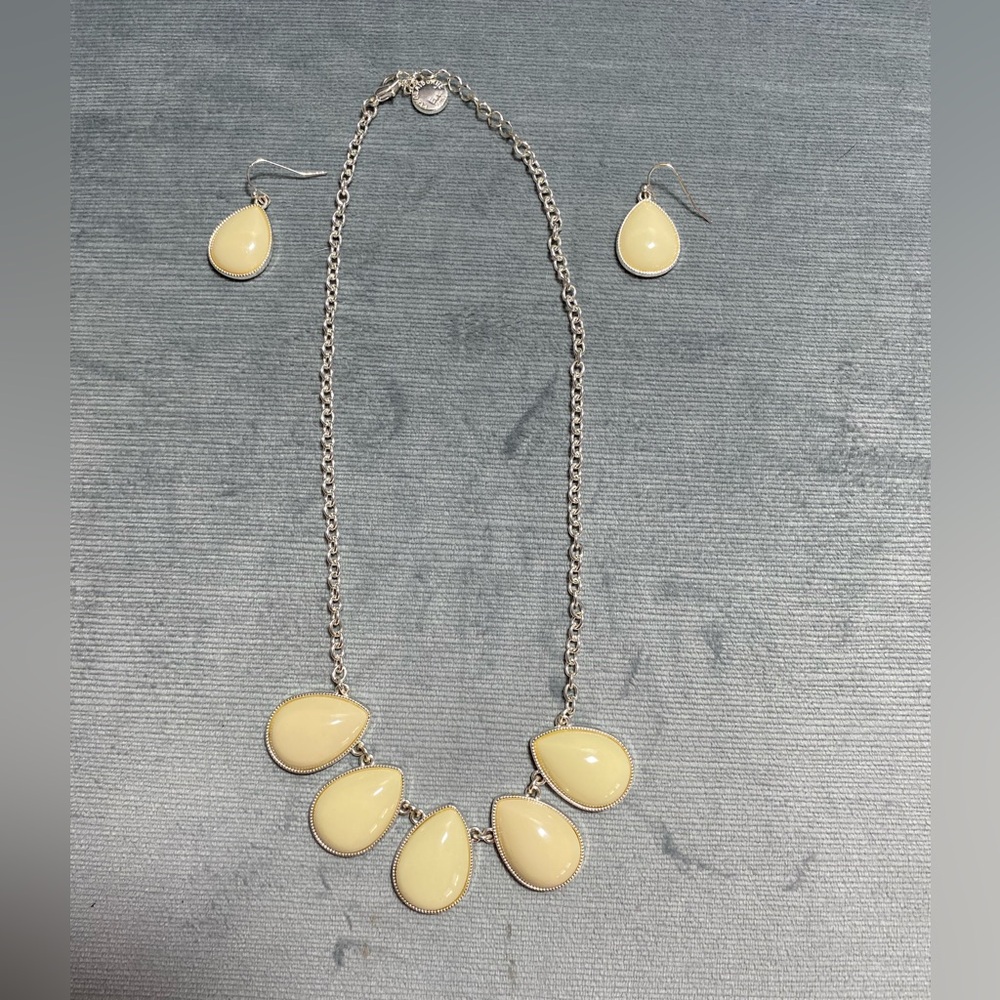 Like new Liz Claiborne, silver and cream necklace and matching hook earrings set